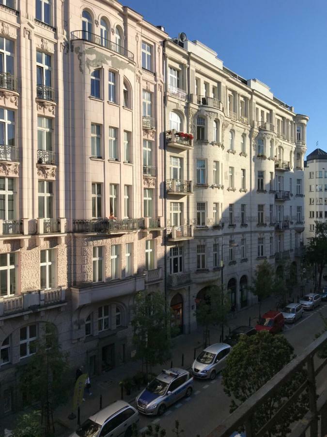 Warszawa Hoza Varsóvia Exterior foto