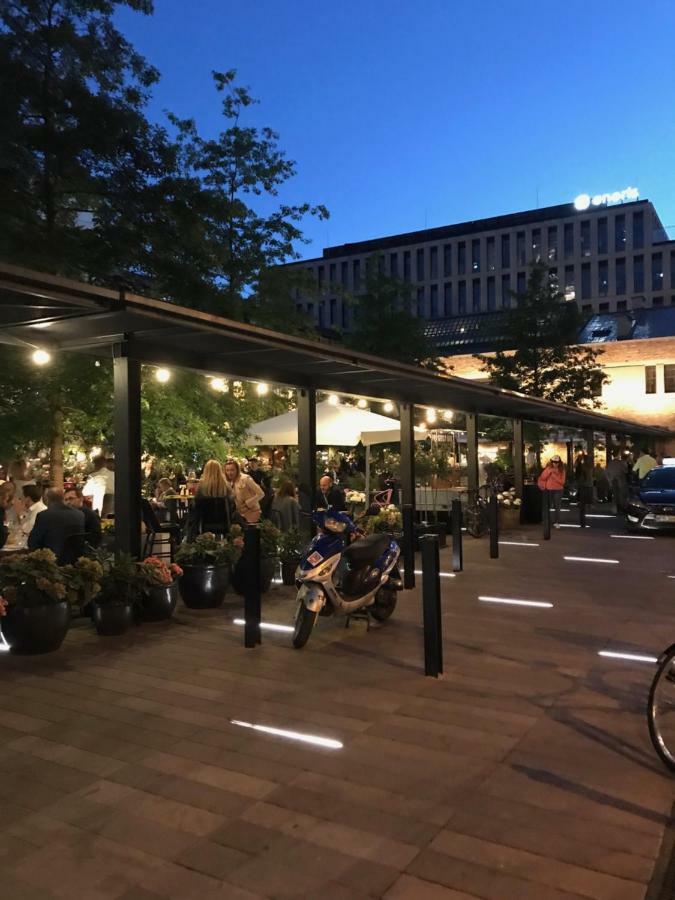 Warszawa Hoza Varsóvia Exterior foto