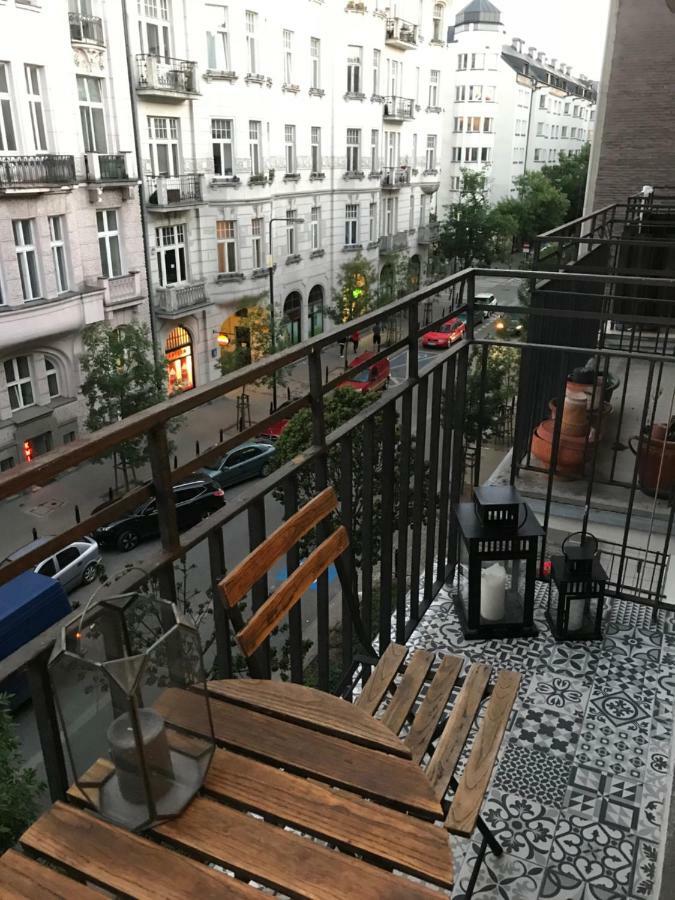Warszawa Hoza Varsóvia Exterior foto